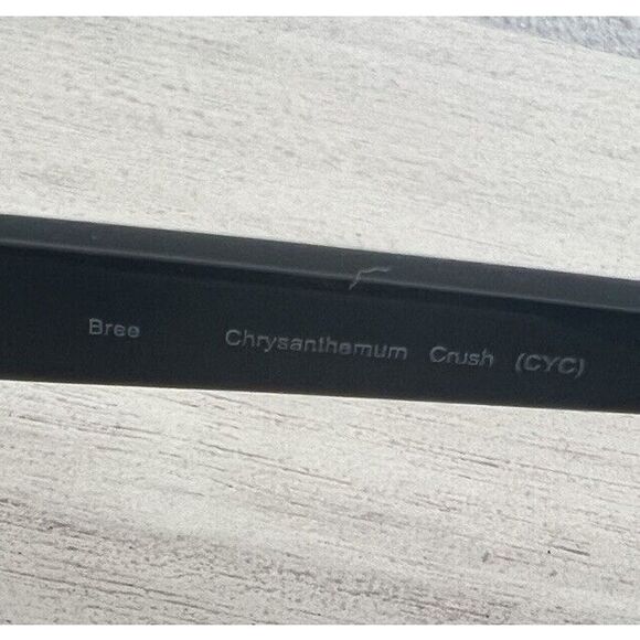 Vera Bradley Bree Sunglasses - Chrysanthemum Crush Pattern - Picture 5 of 8